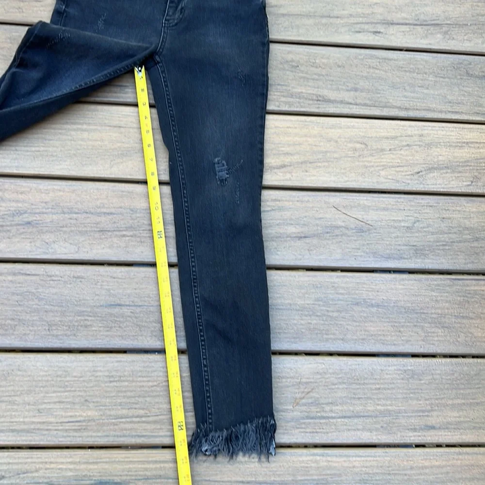 Free People Streetwear Fringe Frayed Raw Crop Hem Black Jeans Capsule Denim